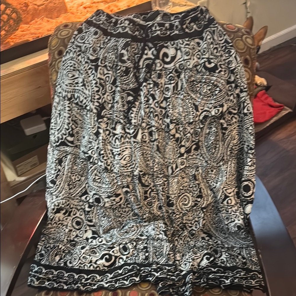 Black and White pattered Skirt